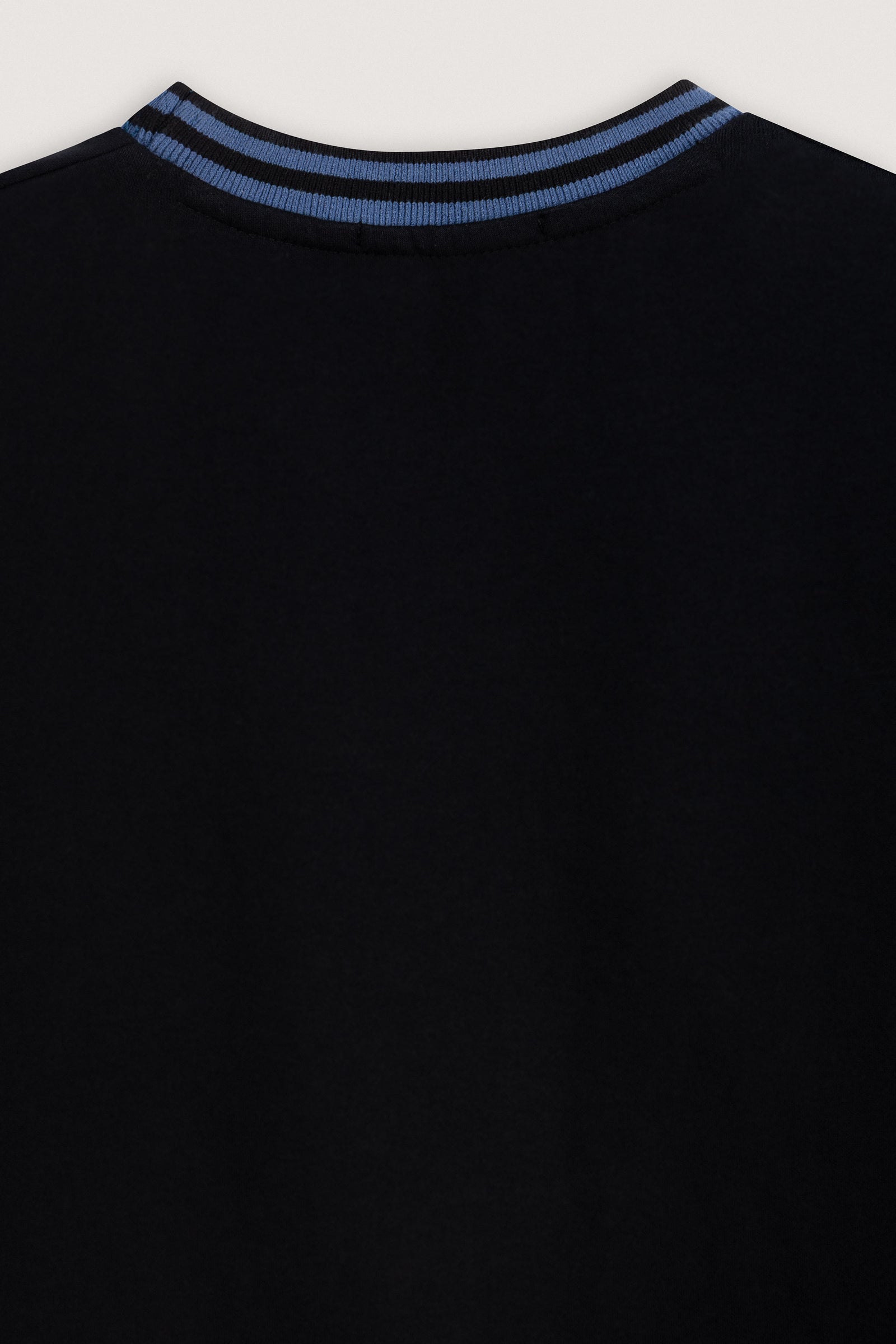 Black Contrast Collar Boxy T-Shirt - Black - image 4