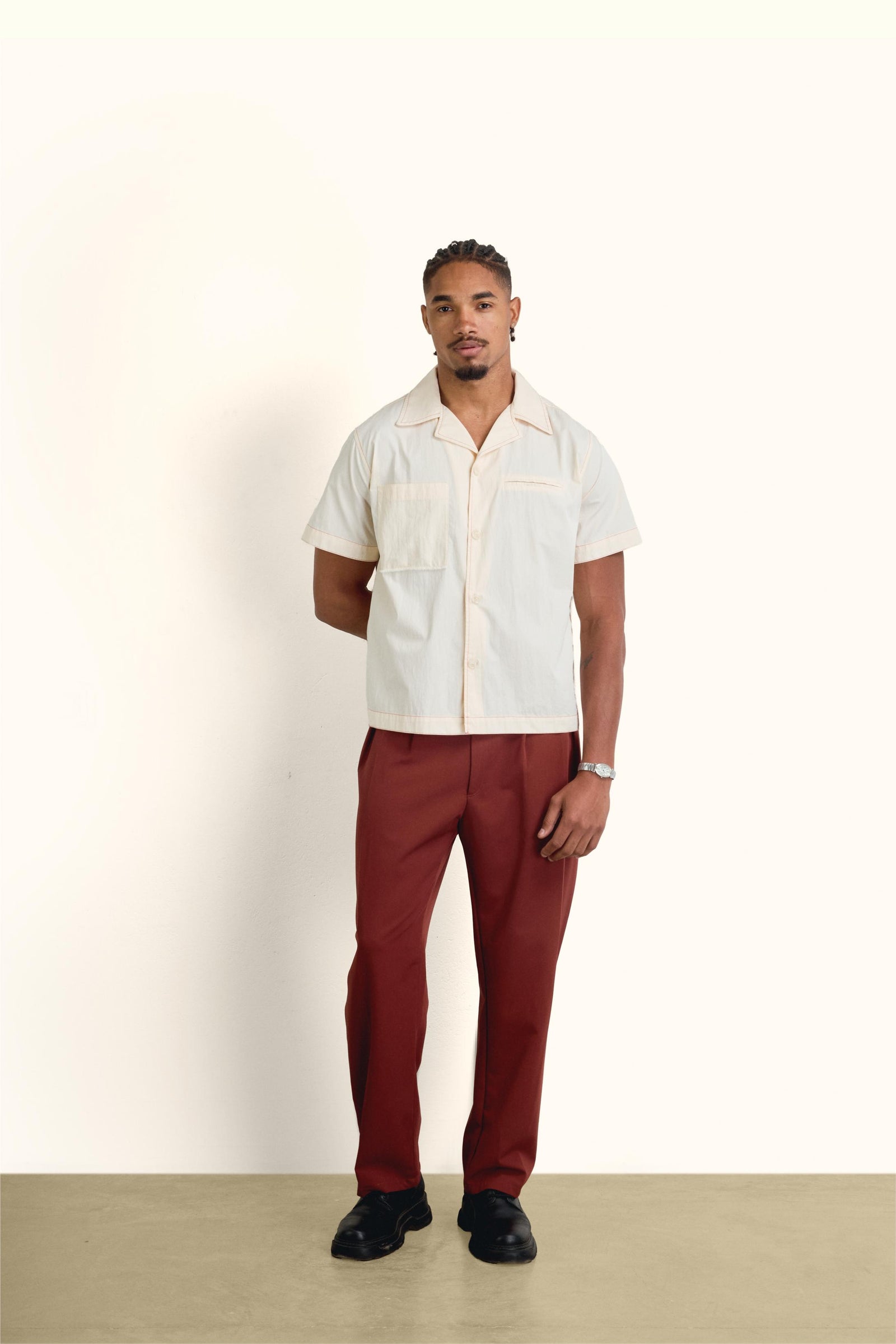 Off-White Short-Sleeve Contrast-Stitch Boxy Shirt - Off-White - image 6