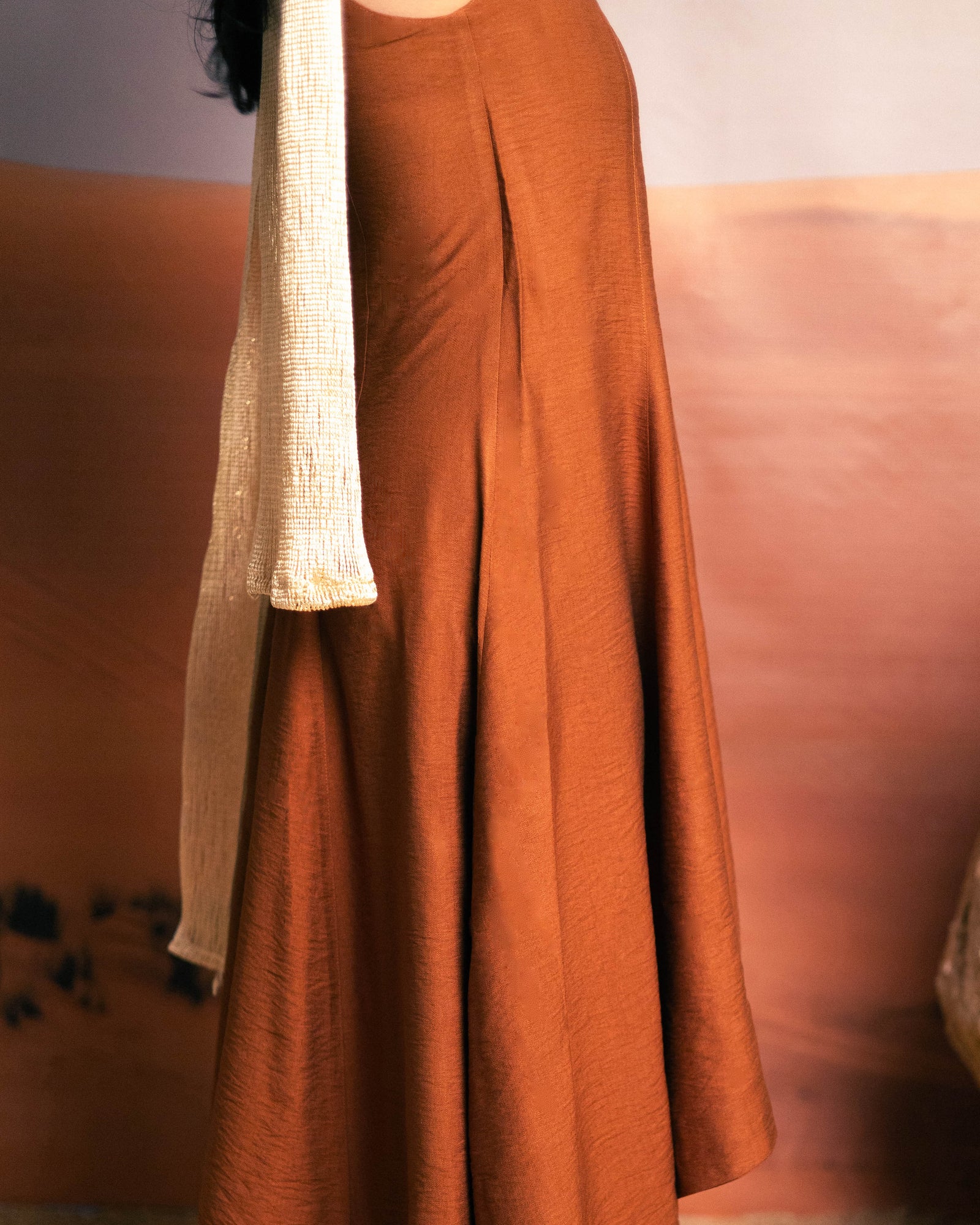 The High-Low Muse - Camel - image 6